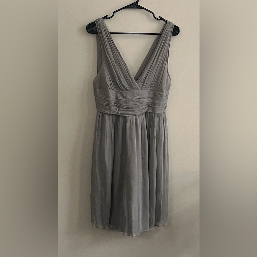 J Crew Heidi grey sleeveless v neck silk chiffon dress size 6